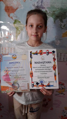 В общеобразовательной средней школе #4 г. Балхаш обучается много талантливых ребят.