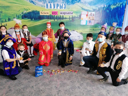 Казахские народные игры имеют давнюю историю, они дошли до наших дней из глубокой старины, передаваясь из поколения в поколение. Одна из таких спортивных игр – асыки.