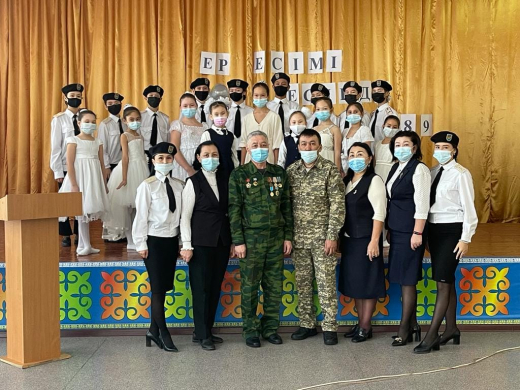 Афганец, потухший венок, потухший сон запомнился только тебе...