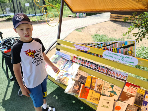 Телефоны и гаджеты, танцы и спорт : это все замечательно. НО! Самое захватывающее и незнакомое, интересное и интригующее вы нигде из вышеперечисленного не найдете.