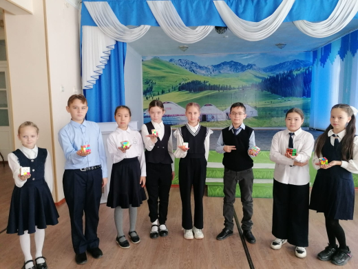 09.11.2022г прошли соревнования по спидкубинку среди 5 классов.