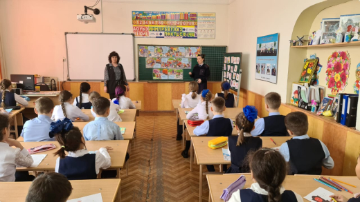 Бүгін 3 наурызда «Бала және бағдаршам» облыстық айлығы аясында біздің мектепте «Біз көше саламыз!» сурет салу байқауы өтті.