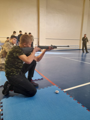 Қалалық атыс жарыстарында № 10 ЖББМ командасы 3 орын алды.