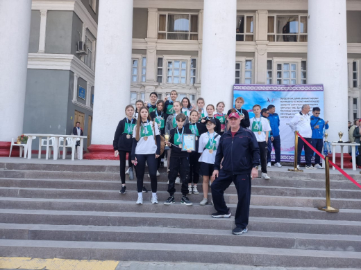 Легкоатлетическая эстафета.