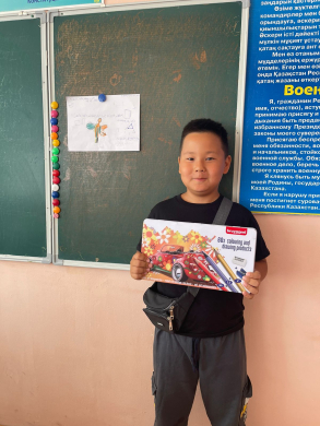 Языковая площадка в летний период для учеников 2-5 класса при ОШ №4. Группа английского языка. Учитель: Сембиева Дания Ерлановна.