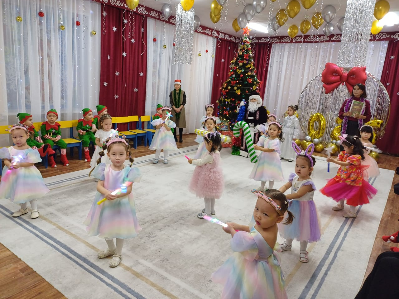 Жаңа жыл ертеңгілігі