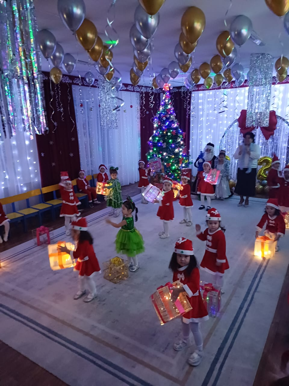 Жаңа жыл ертеңгілігі