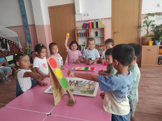 Светофор - наш помощник на дороге