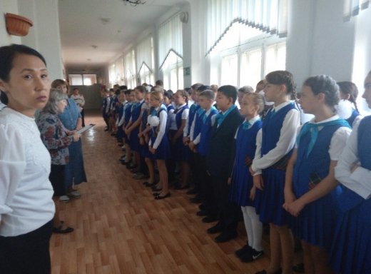 Информация о проведении акции в КГУ «ОСШ №4» «Бақытты балалық шақ!» «В центре внимания дети!»