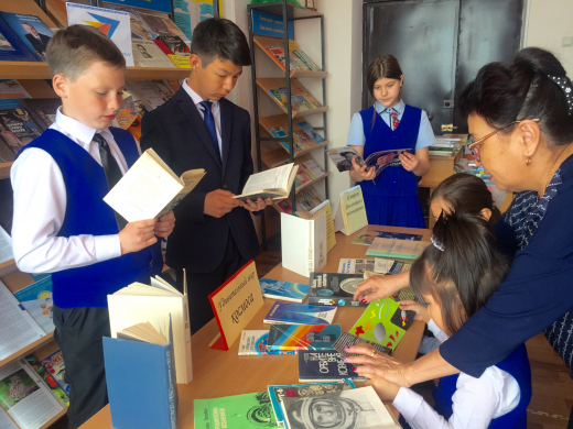 В школе прошел ряд мероприятий, посвященных Международному дню науки и космонавтики.