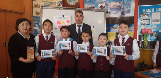  1-желтоқсан Тұңғыш Президент күніне арналған  «Қазіргі заманғы Қазақстан. Елбасының көшбасшылық сабақтары» тақырыбында  ашық тәрбие сағаты өткізілді.