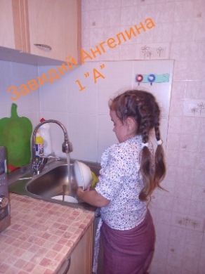 №10 ЖББОМ оқушылары мұқтаж отбасыларға, жақындарға көмек көрсету бойынша 