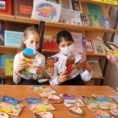 В КГУ ОШ № 4 среди параллели 3-х классов проведена беседа на тему «Путешествие в страну вежливости» с целю расширить и закрепить знания учащихся о вежливости в различных жизненных ситуациях и умение использовать вежливые формы обращения в общении с людьми