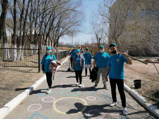 Мы поддержали республиканскую экологическую акцию «Посади дерево» в рамках Недели экологического образования «Мы в ответе за будущее», с целью укрепления экологических ценностей.