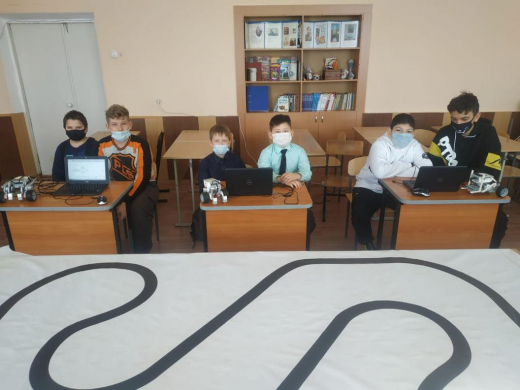 Согласно плану Учебно-методического центра развития образования Карагандинской области в рамках областного  проекта «Зейін» на развитие функциональной грамотности 3 февраля 2022 года  в КГУ «ОШ №10» проводились мероприятия Недели по развитию информационно