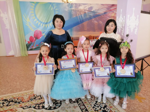 наши принцессы!