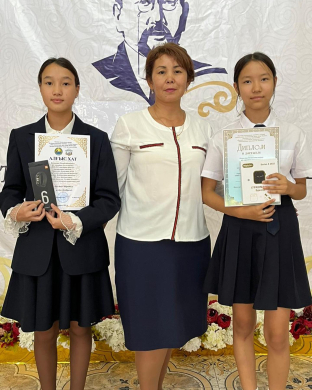 5 сентября в рамках праздника языков народа Казахстана, в честь 800-летия со дня рождения султана Бейбарса был проведен конкурс сочинений на тему «тарихтан тағылым: Султан Бейбарыс».