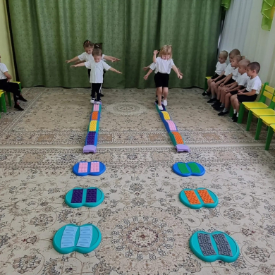 В КГКП «Детском саду» Ручеек» средней группе прошла организованная деятельность по физической культуре.
