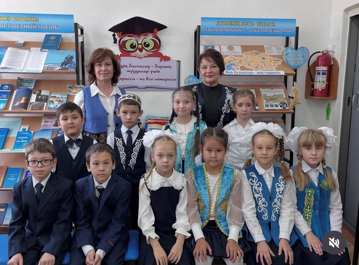 22.10.25 в нашей школе состоялся конкурс чтецов «Мой Казахстан», приуроченный к Дню Республики.