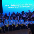  Passed the competition of the patriotic song 