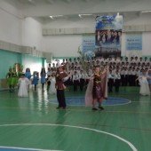 Школьный ученический компонент:  «Великая степь» - хореографическая композиция,   «Моя Республика – Казахстан!» - хор «Ұландар»