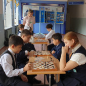 Қазақстан Республикасы күніне арналған 6-сынып оқушылары арасында дойбы турнирі